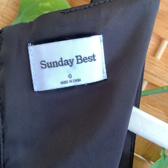 Aritzia - Sunday Best - classic little black dress - size 0 - Picture 5 of 6